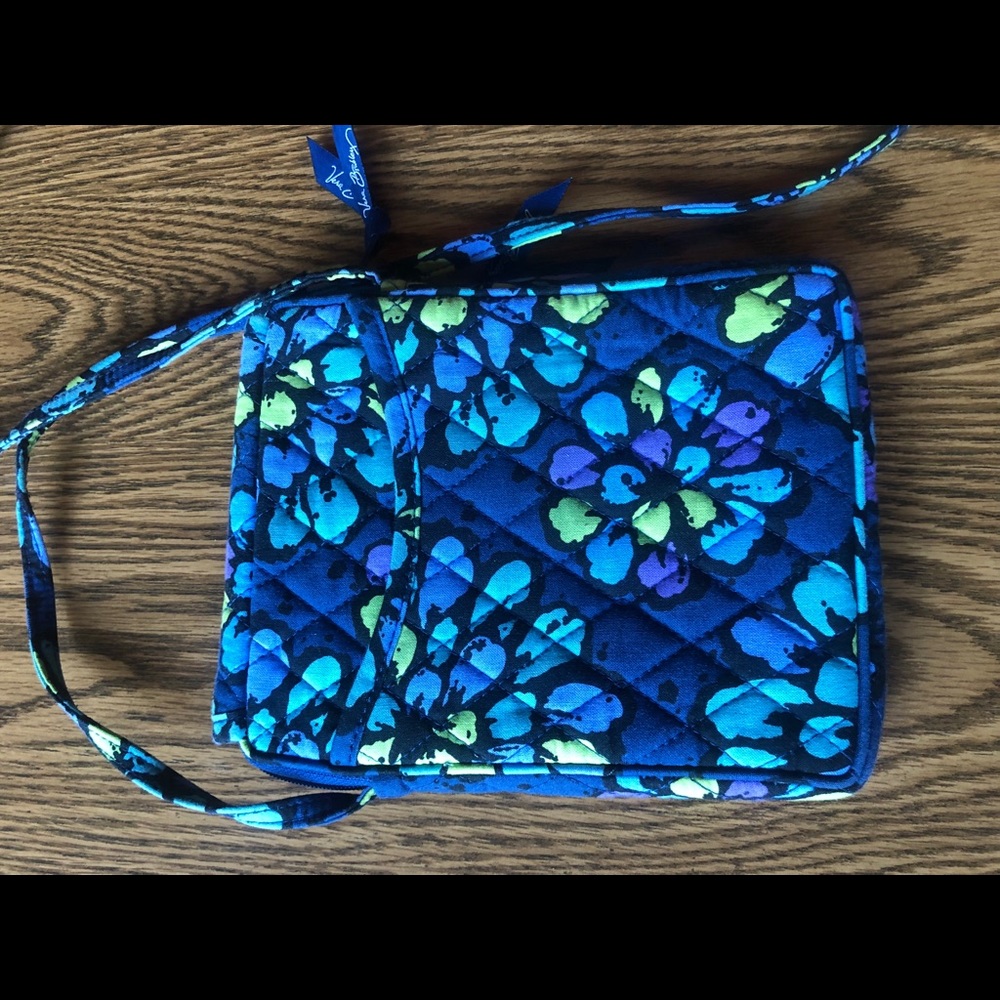 Vera Bradley Indigo Pop Blue Floral Crossbody